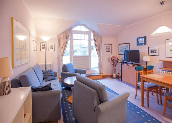 Komfort Appartement mit 1 Schlafzimmer und Balkon im Dachgeschoss 083