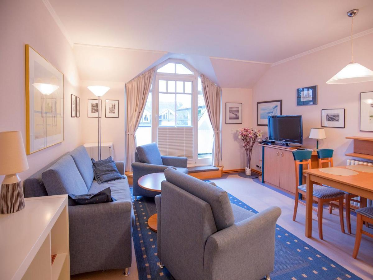 Komfort Mit 1 Schlafzimmer Und Balkon Im Dachgeschoss 083 Apartment