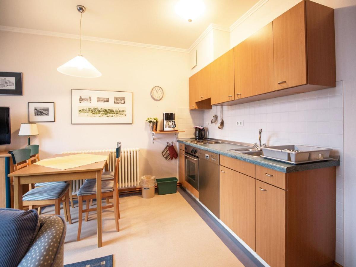Komfort Mit 1 Schlafzimmer Und Balkon Im Dachgeschoss 083 *