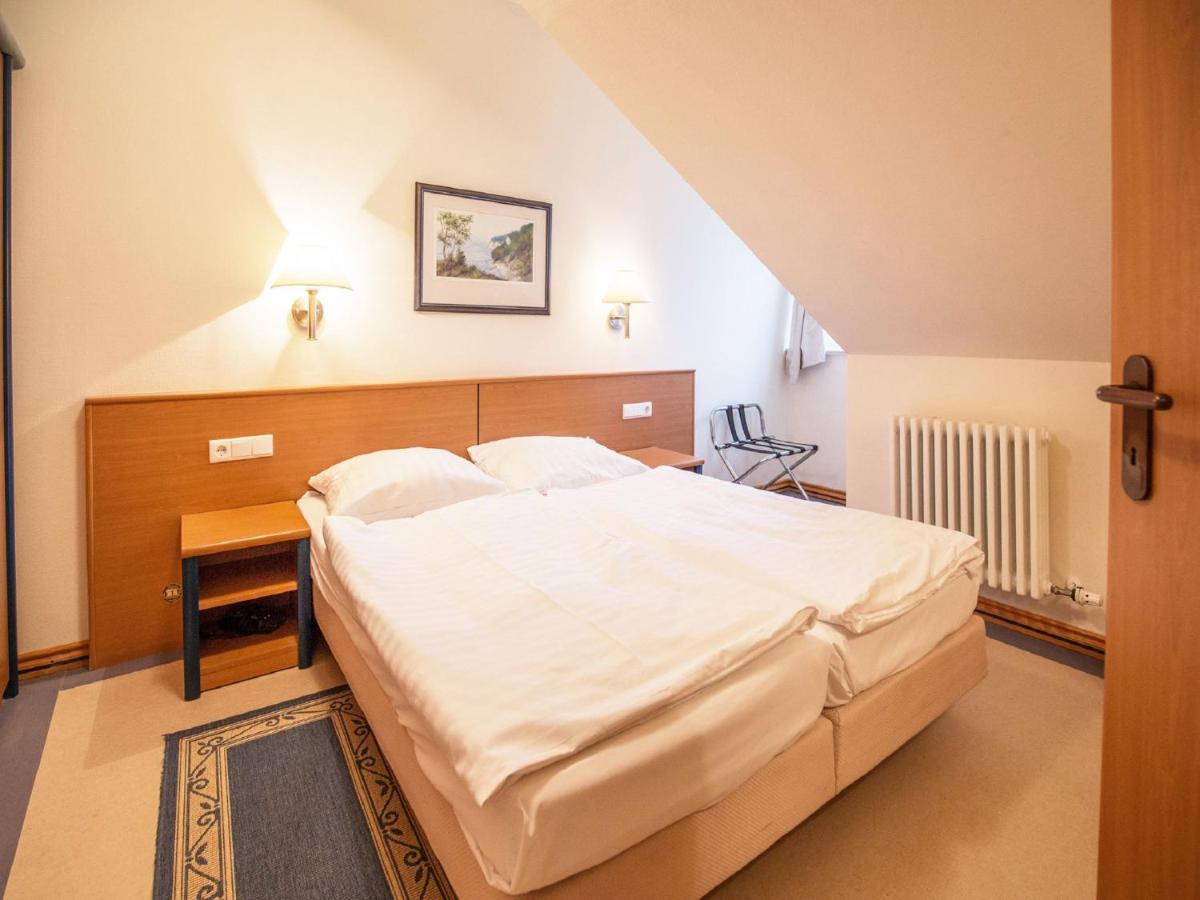 Apartment Komfort Mit 1 Schlafzimmer Und Balkon Im Dachgeschoss 083 Ostseebad Binz